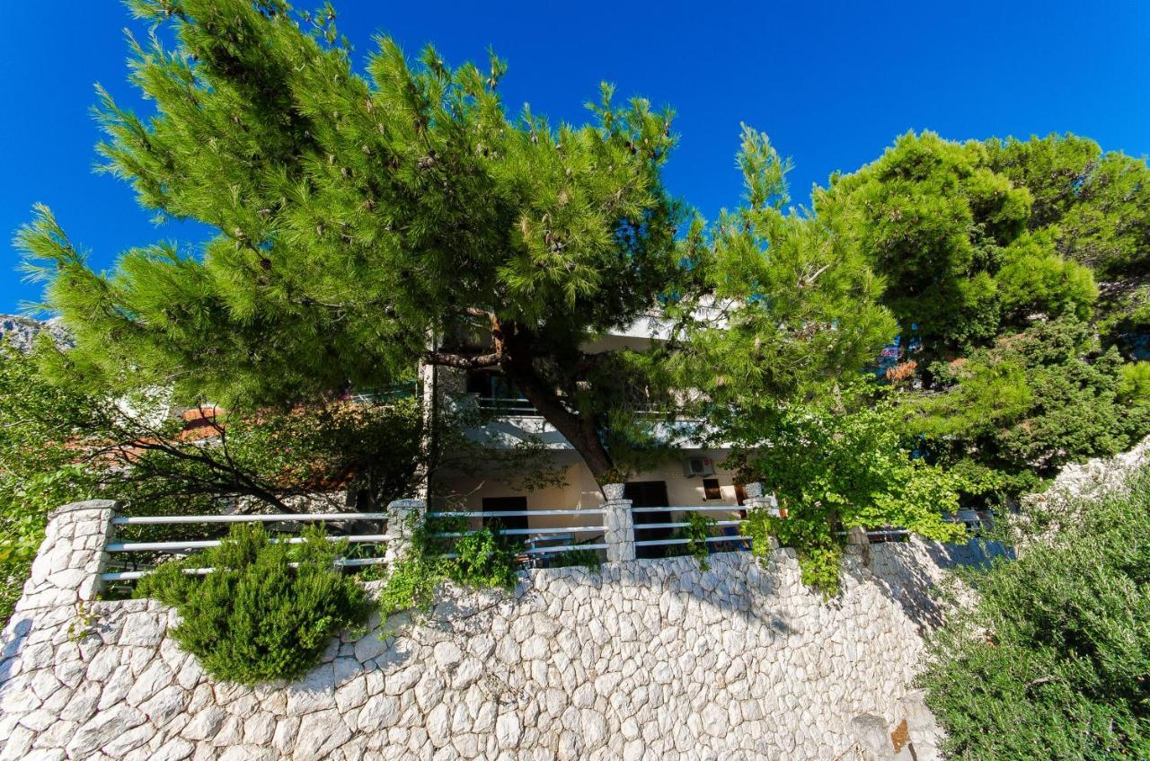 Apartments By The Sea Pisak, Omis - 2802 מראה חיצוני תמונה
