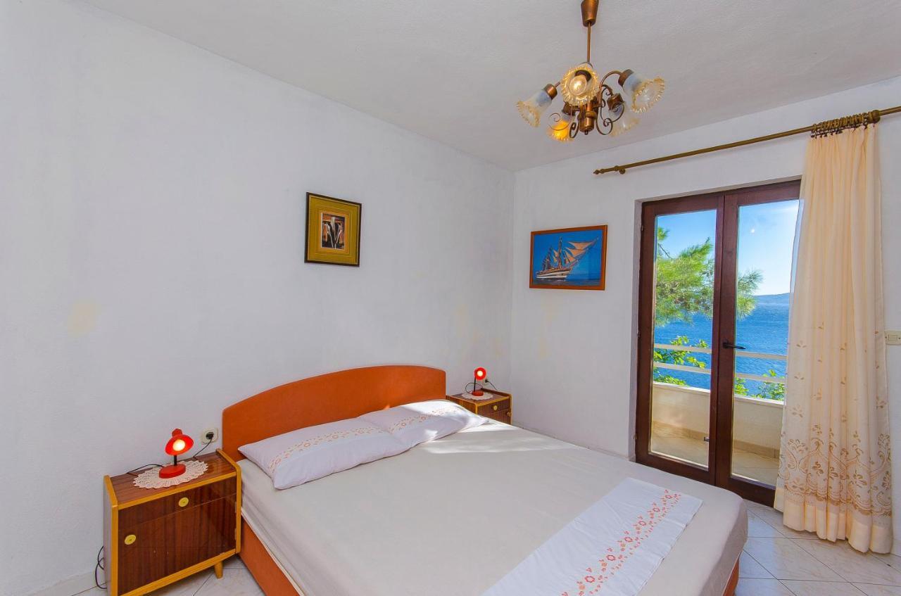 Apartments By The Sea Pisak, Omis - 2802 מראה חיצוני תמונה
